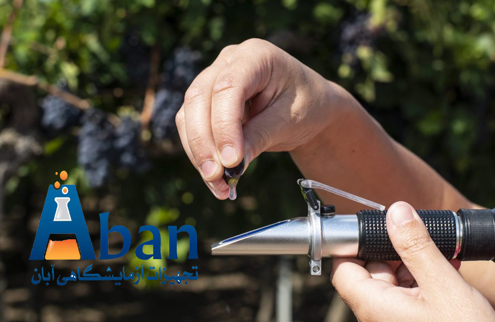 نحوه کار رفراکتومتر آزمایشگاهی